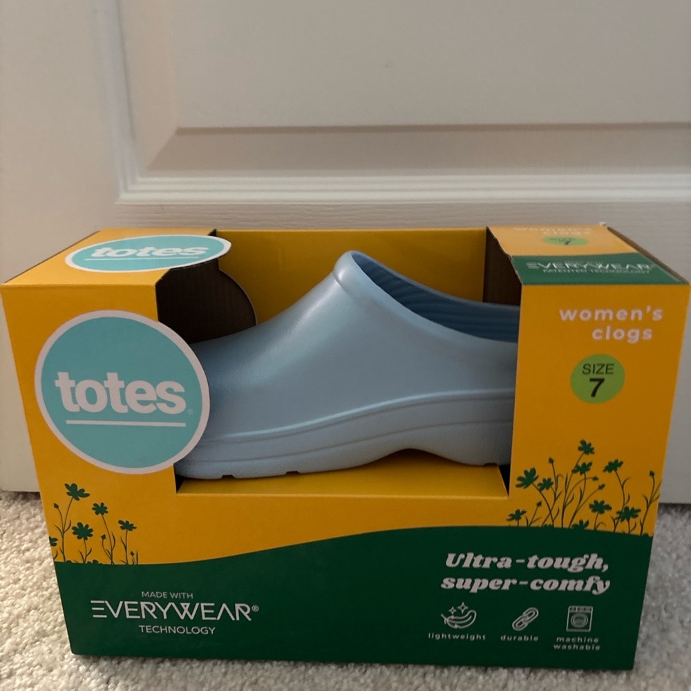 Totes Women’s Clogs Size 7 | Lightweight, Comfy & Washable